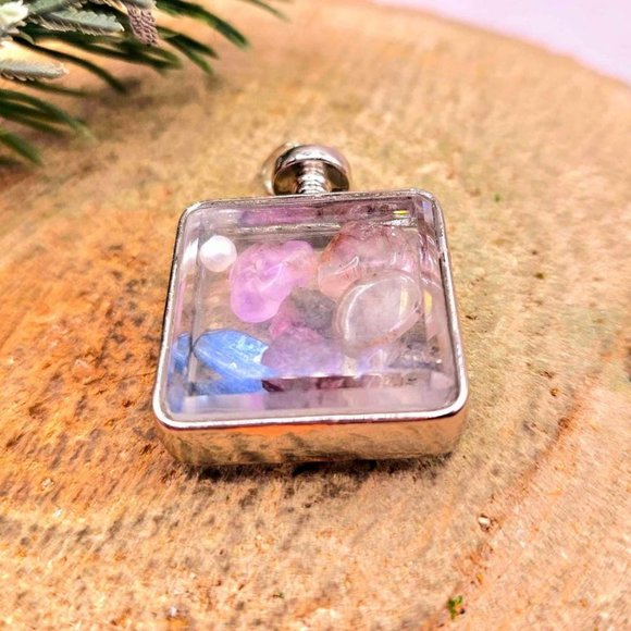 Nature Super Seven Mixed Floating Crystals Square Pendant Necklace - Picture 3 of 10